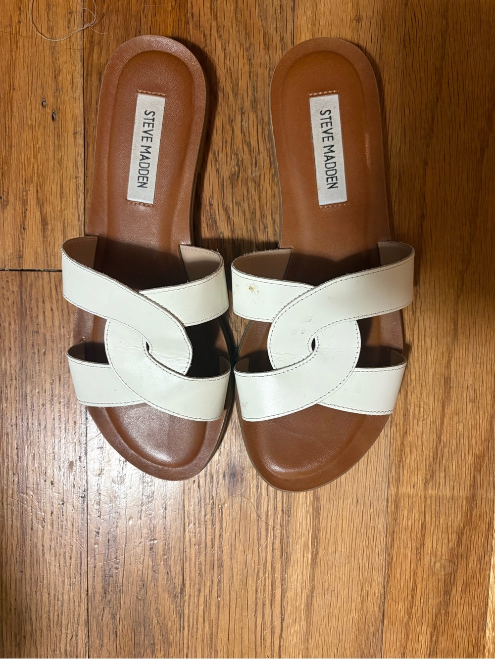 Steve Madden White Leather Interlock Slide Sandals